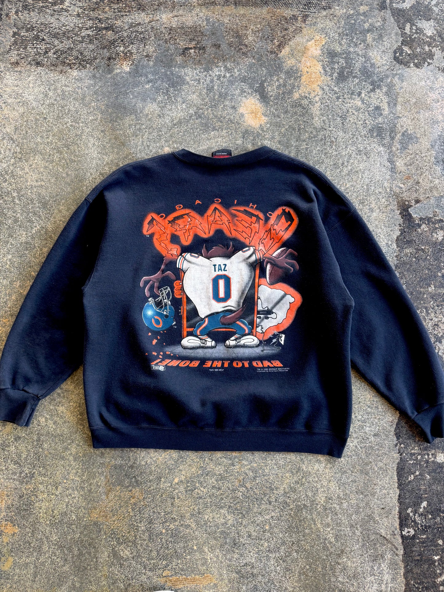 VINTAGE 90s Taz x Chicago Bears Crewneck