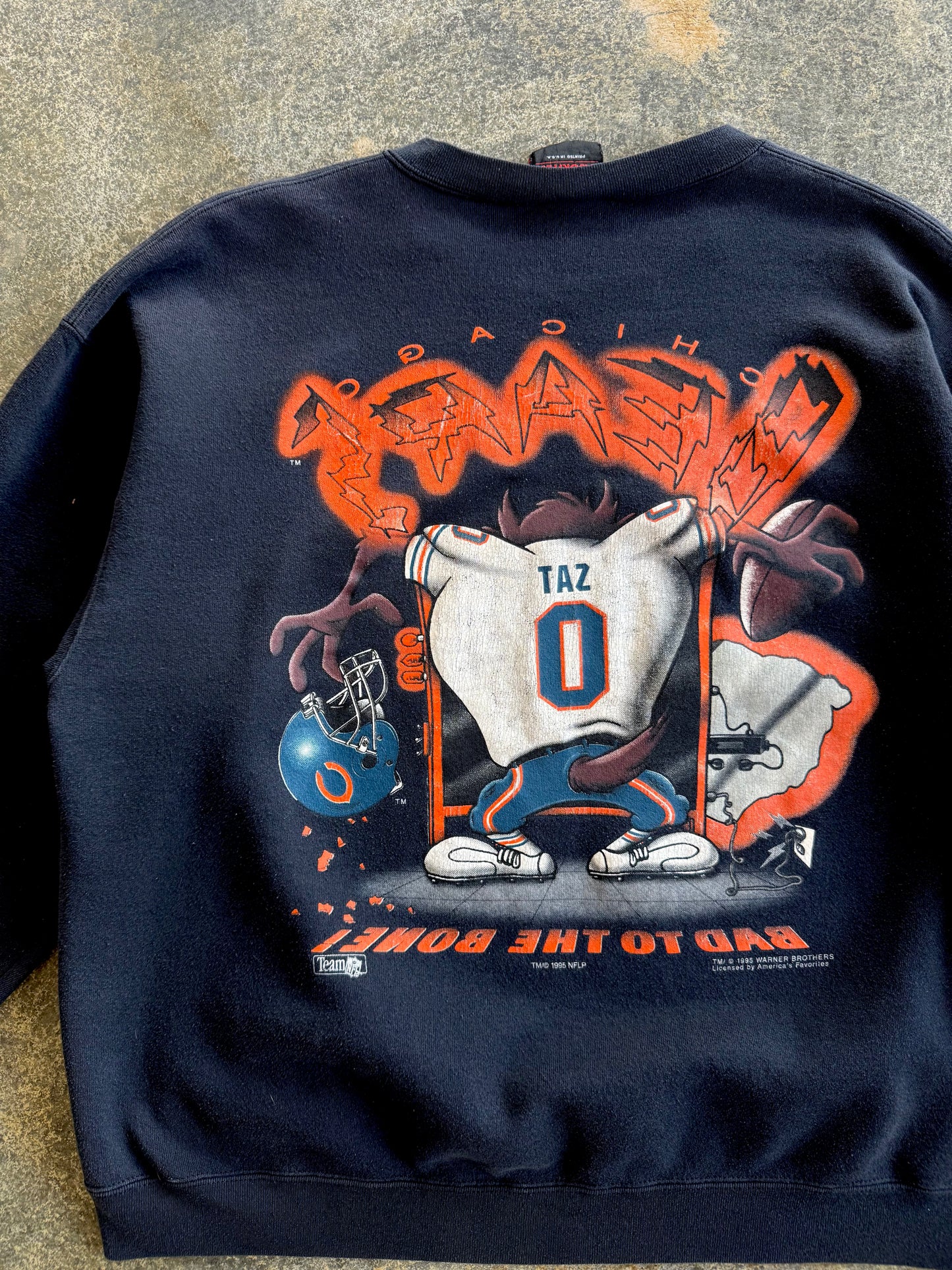 VINTAGE 90s Taz x Chicago Bears Crewneck