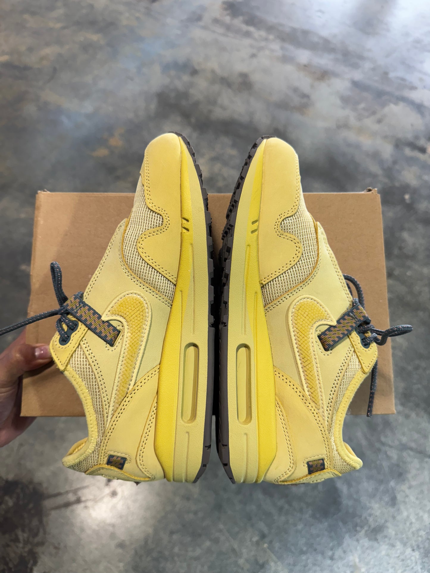 NIKE AIR MAX 1 “CACTUS JACK”