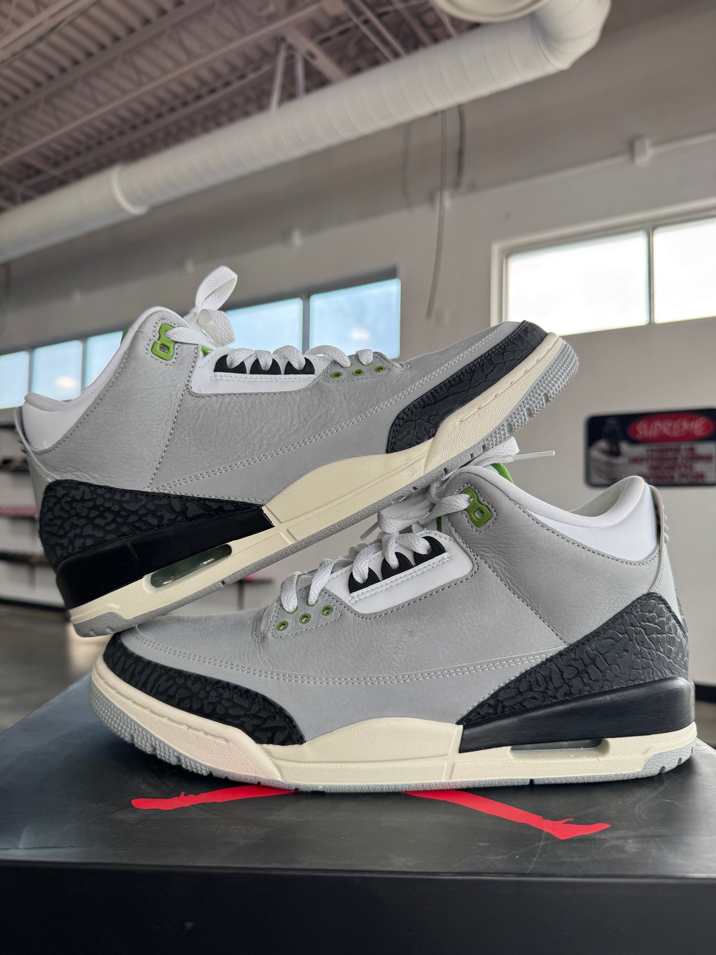 AIR JORDAN 3 RETRO “CHLOROPHYLL”
