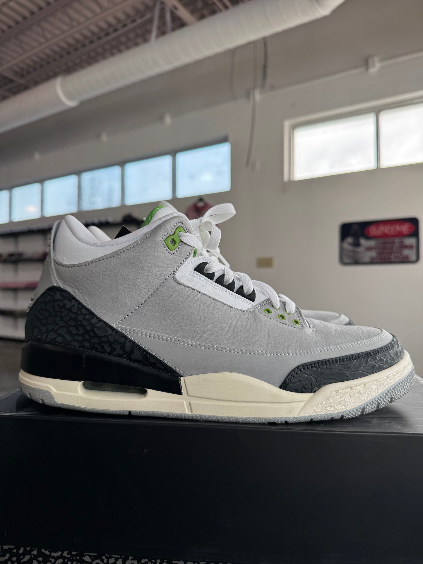 AIR JORDAN 3 RETRO “CHLOROPHYLL”