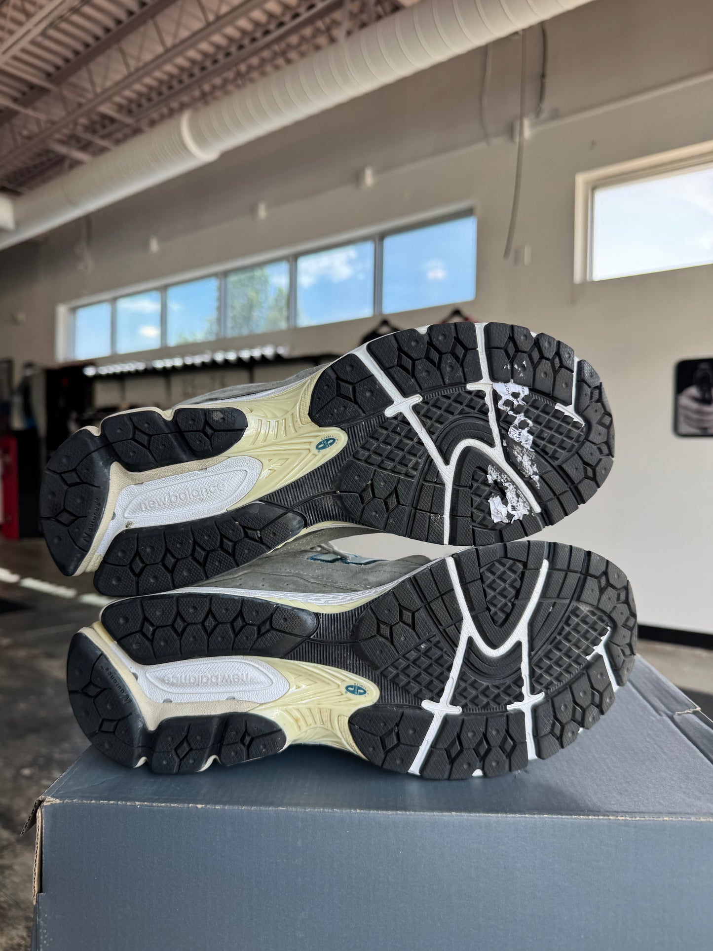 NEW BALANCE 2002R “PROTECTION PACK MIRAGE GREY”