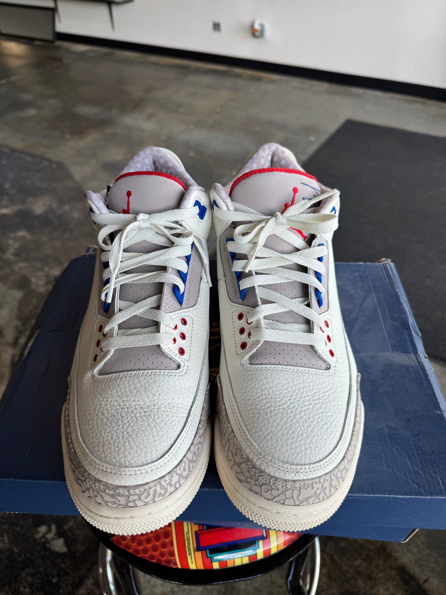 AIR JORDAN 3 RETRO “INTERNATIONAL FLIGHT”