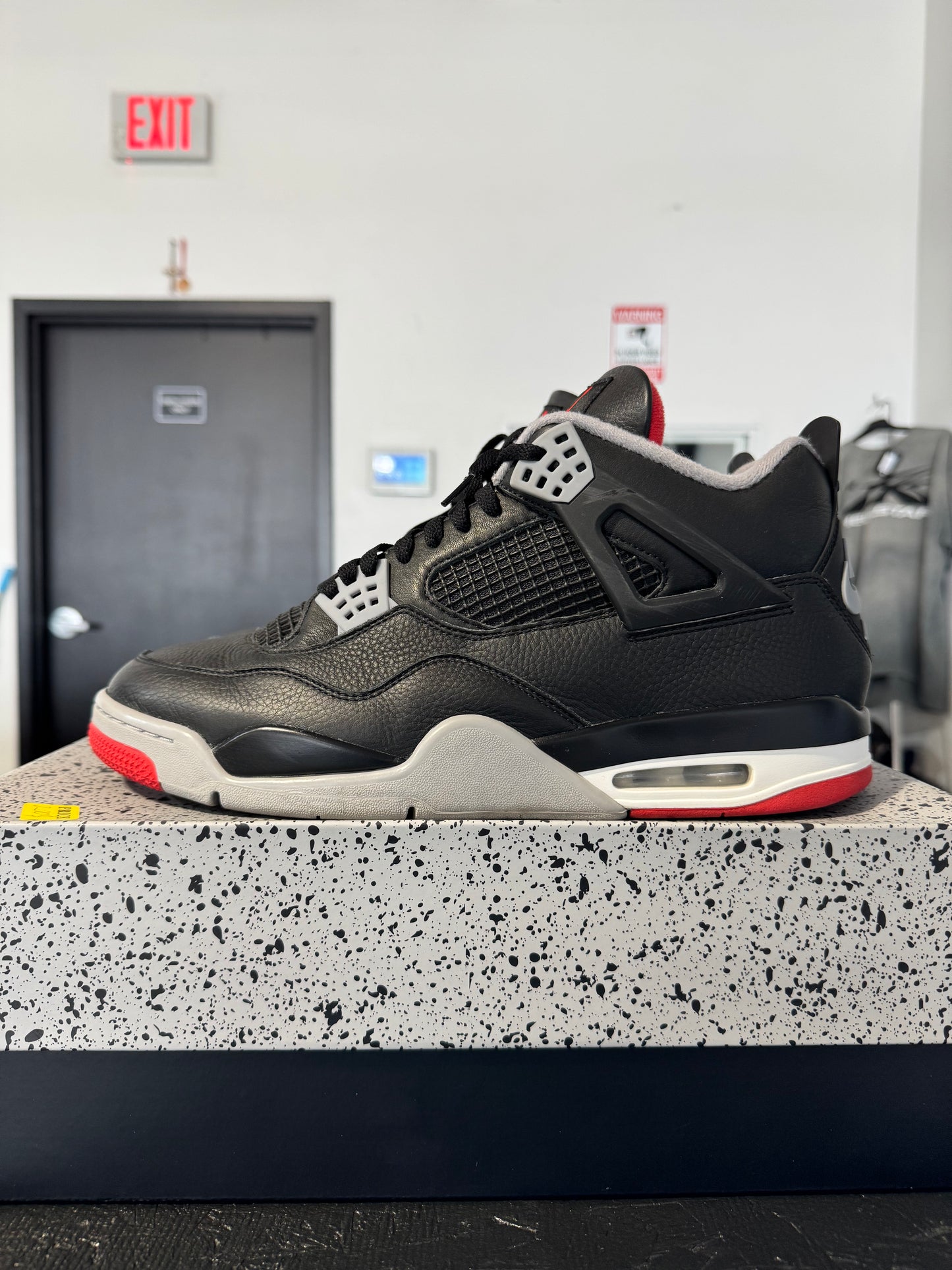 AIR JORDAN 4 RETRO “BRED REIMAGINED”