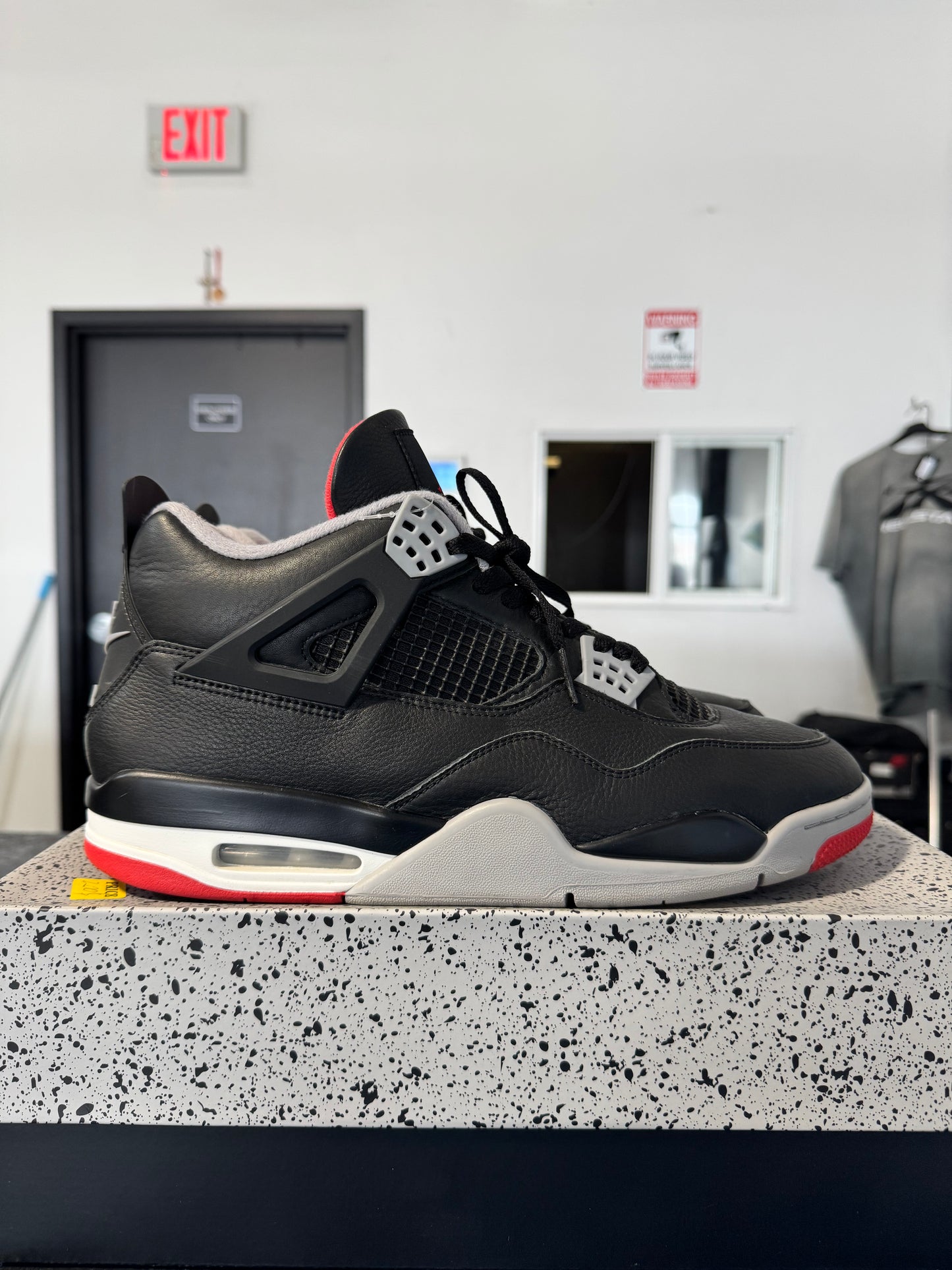AIR JORDAN 4 RETRO “BRED REIMAGINED”