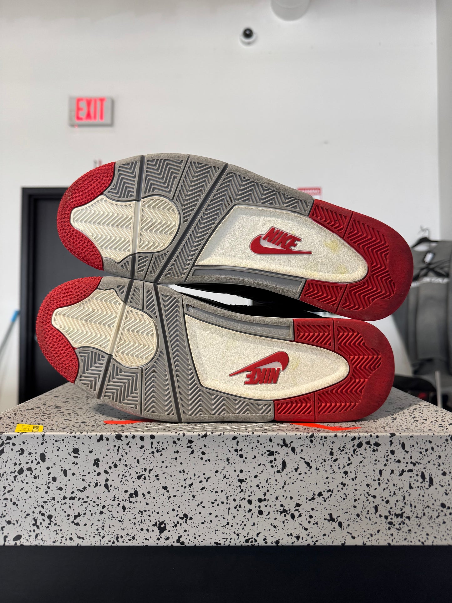 AIR JORDAN 4 RETRO “BRED REIMAGINED”