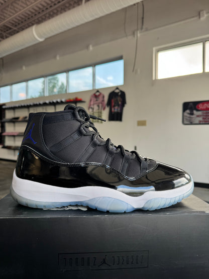 AIR JORDAN 11 RETRO “SPACE JAM”