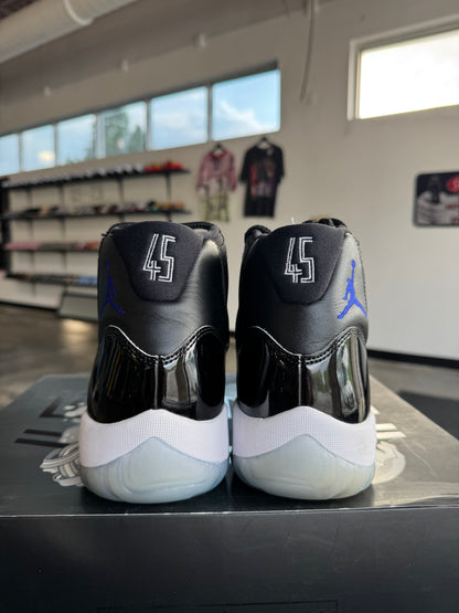AIR JORDAN 11 RETRO “SPACE JAM”